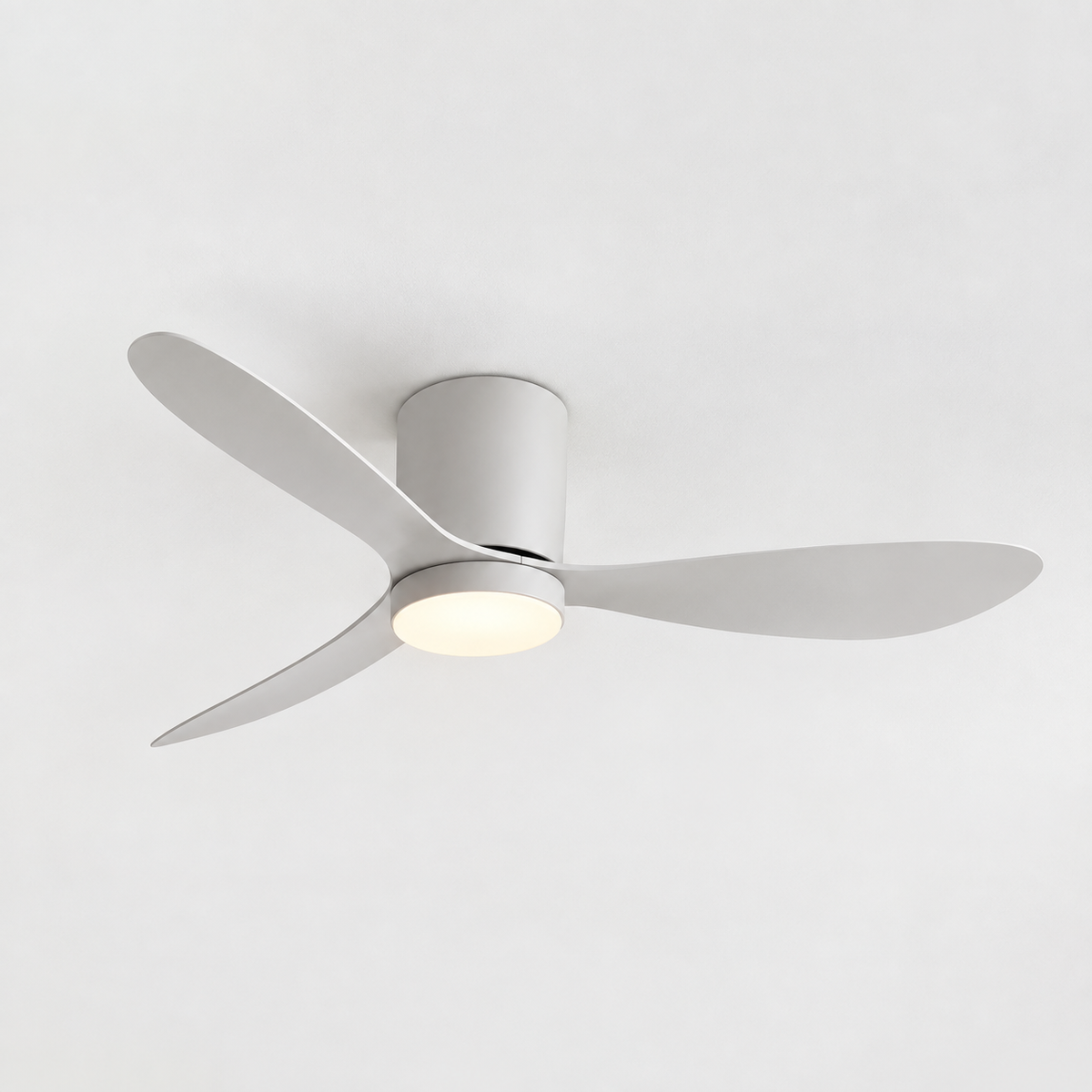 36/42/52 Inch Low Floor DC Motor Ceiling Fan with LED Light and Remote - 6-Speed Silent Deal for Bedroom Coffee Shop Home Hotel - Packshot
