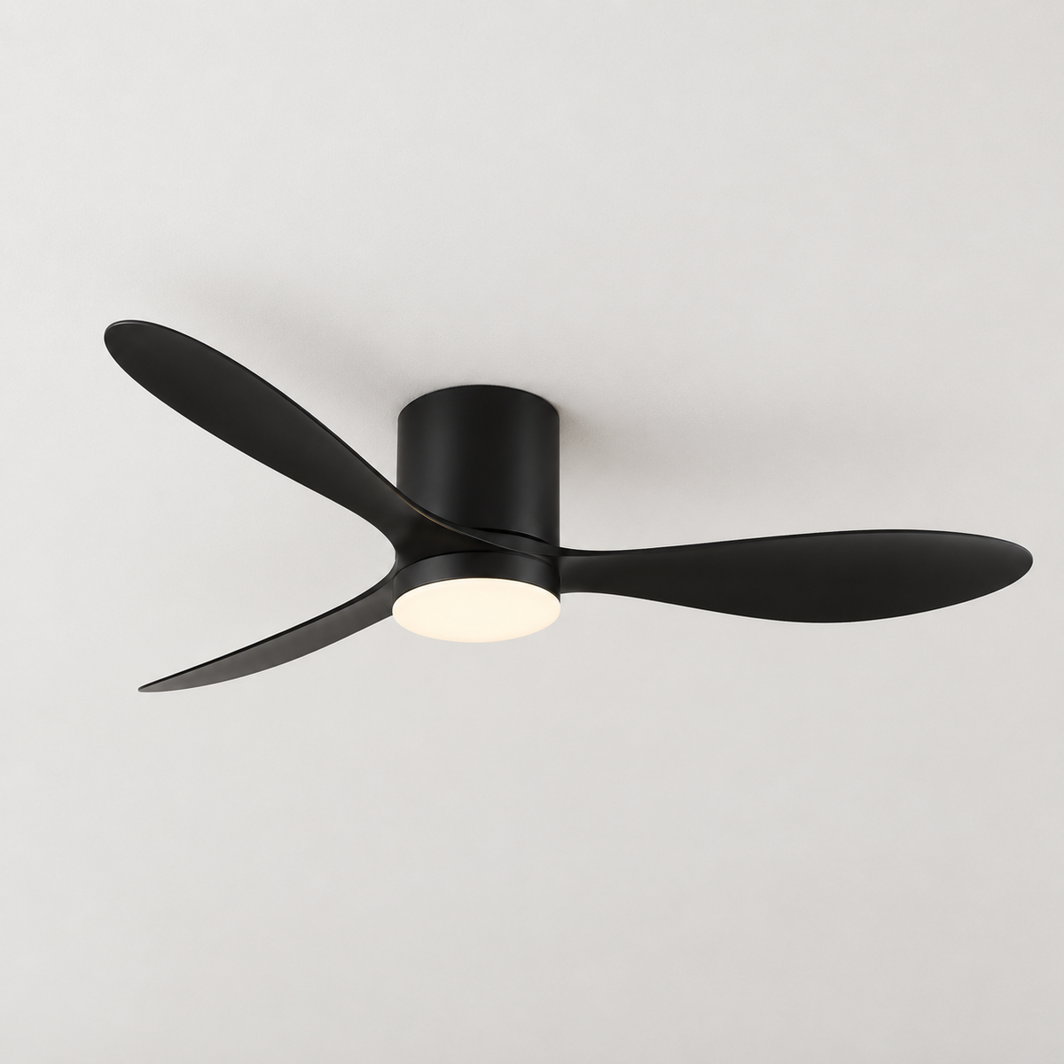 36/42/52 Inch Low Floor DC Motor Ceiling Fan with LED Light and Remote - 6-Speed Silent Deal for Bedroom Coffee Shop Home Hotel - Packshot